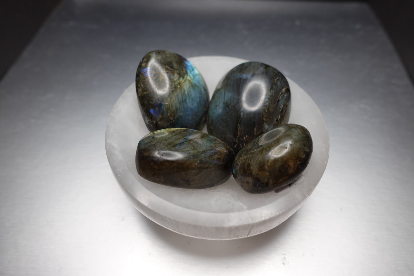 Labradorite Palmstone