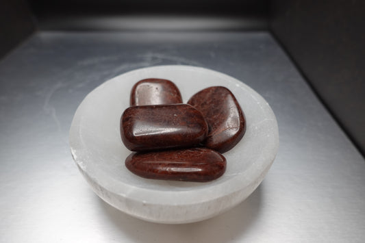 Garnet Palm Stone